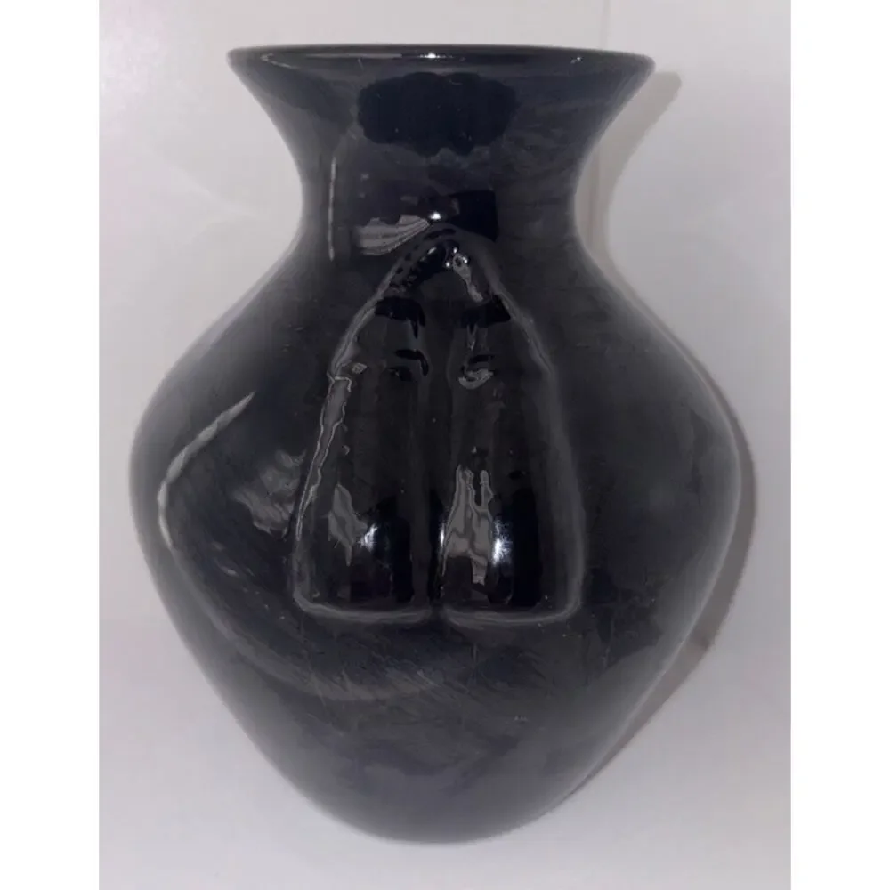 VTG 1980s Haeger Floral Glossy Black Ceramic Vase Tassel Design